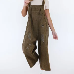 salopette femme en jean marron large style baggy à bretelle