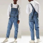 salopette en denim bleu avec bretelles