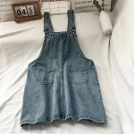 jupe en jean bleu avec bretelles grande taille
