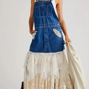 salopette jupe en jean bleu longue avec dentelle